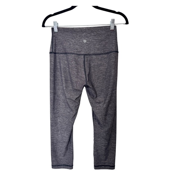 Lululemon Cropped Leggings Grey - Picture 2 of 5